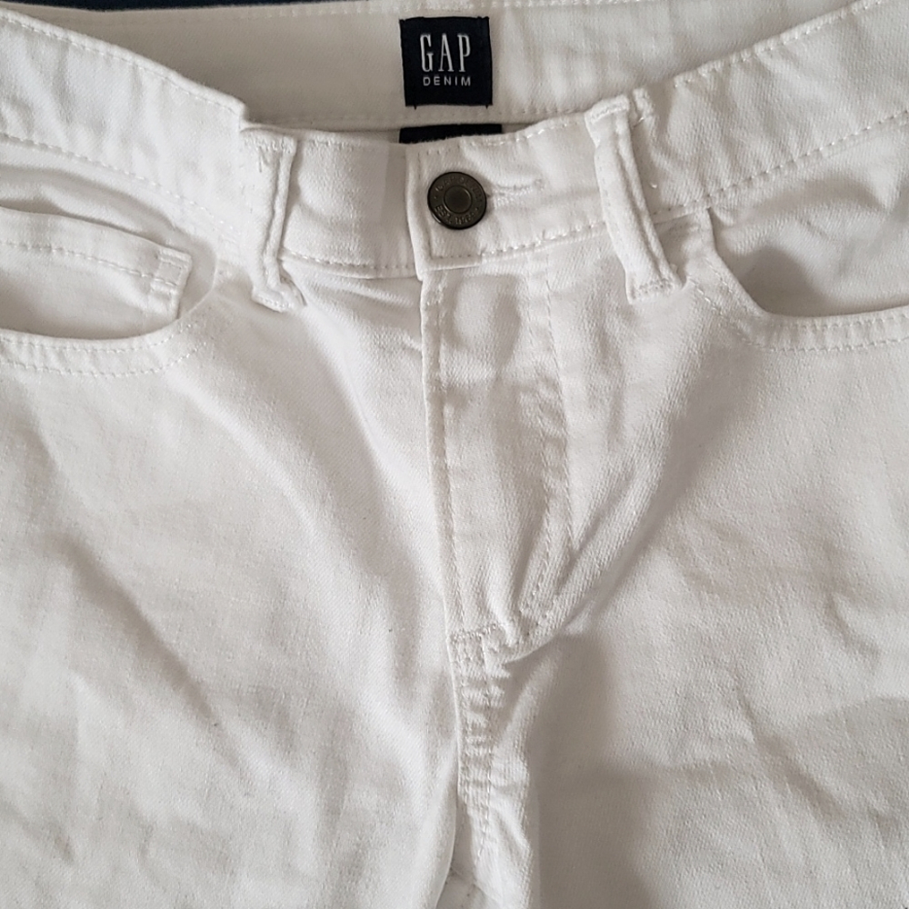 Size 10 Gap white denim jeans